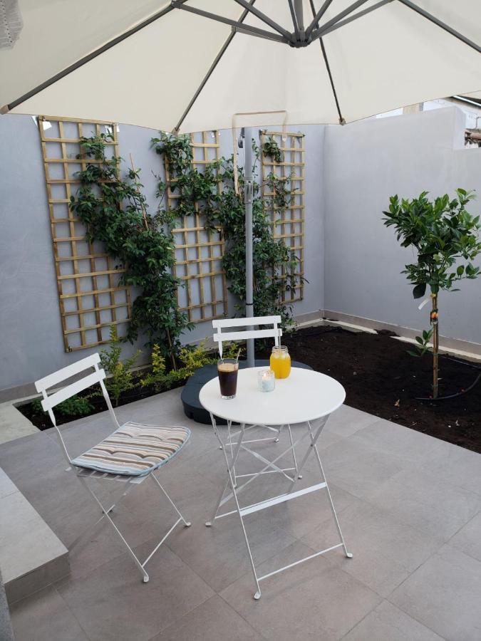 Modern & Cozy Studio W/ Backyard Near City Center Limassol Ngoại thất bức ảnh