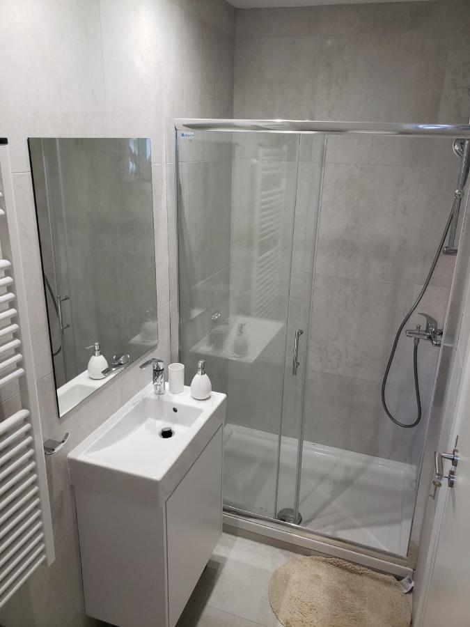 Modern & Cozy Studio W/ Backyard Near City Center Limassol Ngoại thất bức ảnh